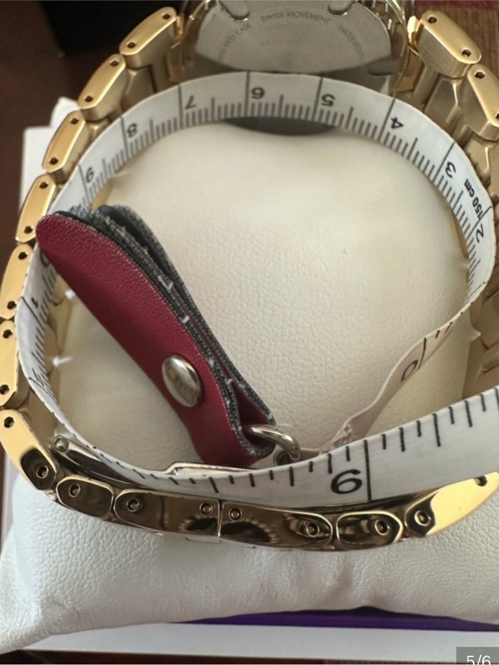 Movado Women's Gold Crystal Pavé Dial Bracelet Watch - Picture 5 of 6